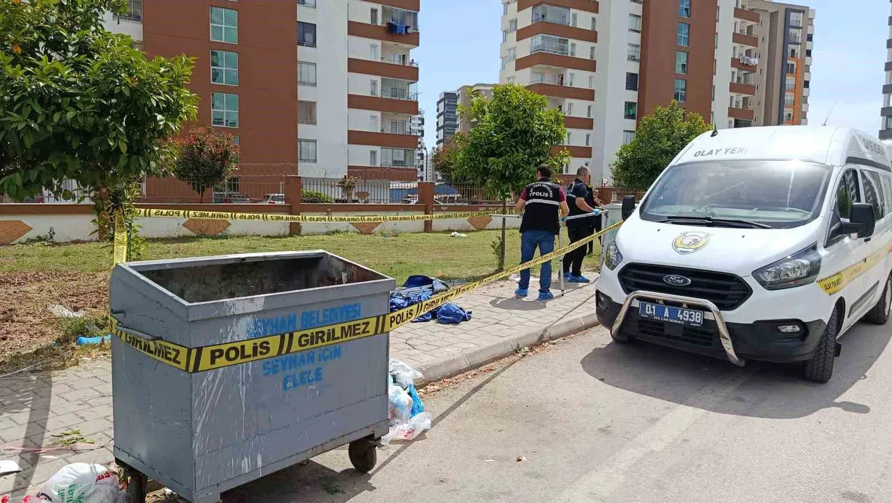 Çöp Konteynerinde İnsan Kafatası Bulundu