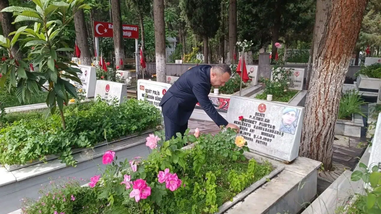 Kahramanmaraş SGK, Sosyal Güvenlik Haftası'nda Şehitleri Unutmadı