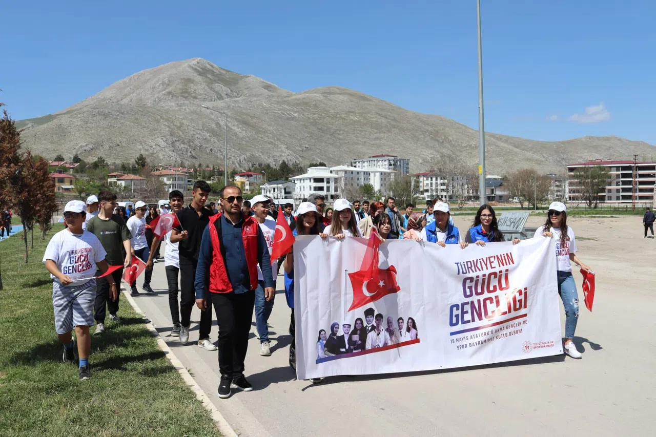 Elbistan’da 19 Mayıs Coşkusu
