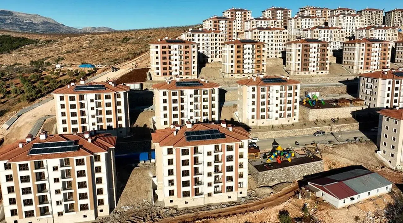 Afşin’de Depremzedelere 4.481 Yeni Konut Teslim Edildi