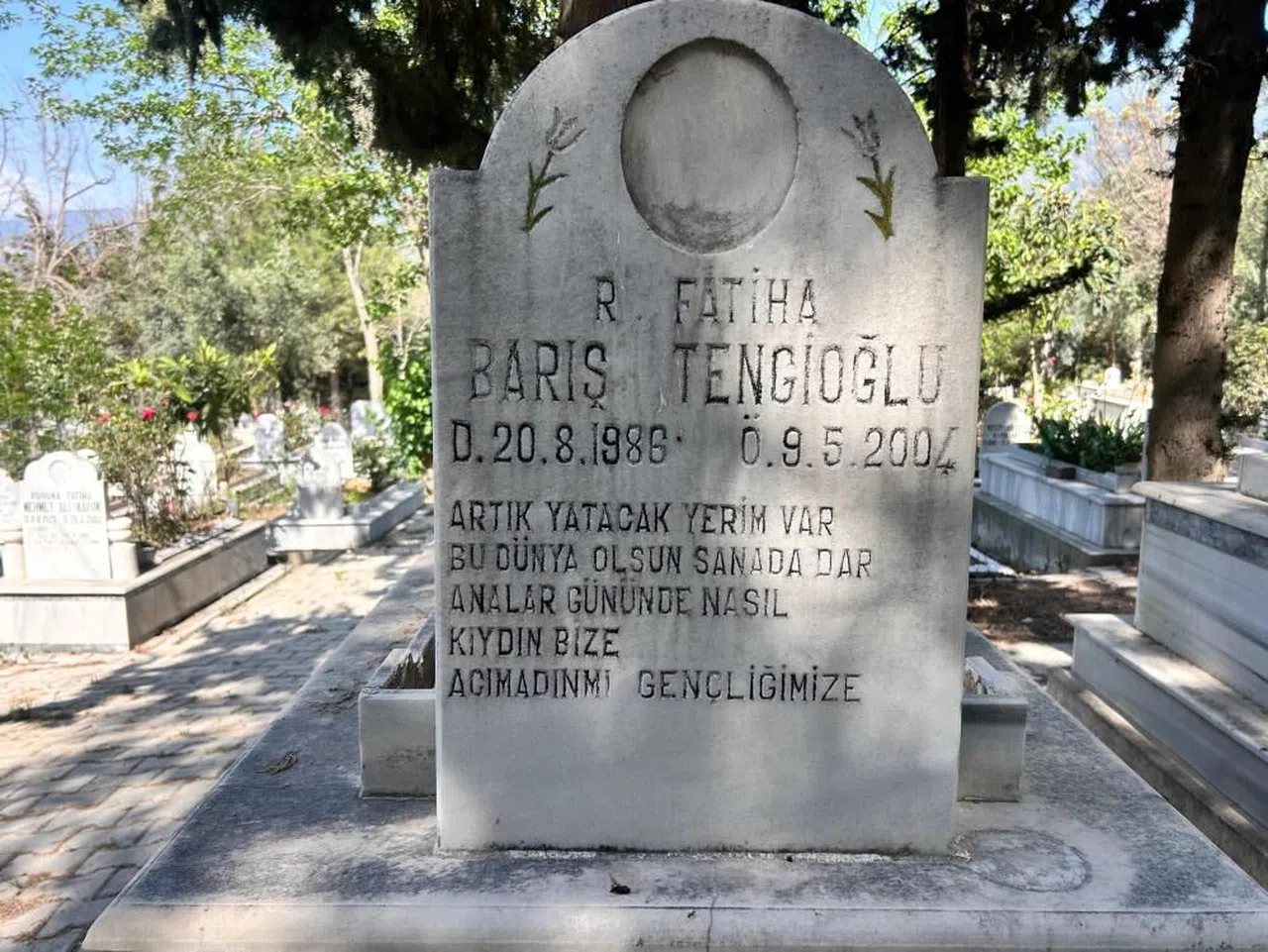 Çifte Cinayetin Ardından Siyasi Saldırı: Özgür Özel'e Yönelen Elin Kanlı Geçmişi