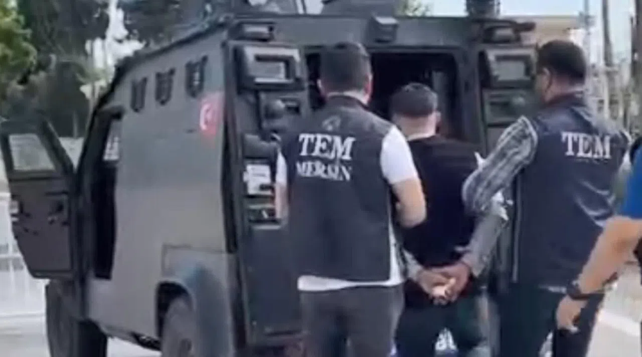 Hırsızlıktan 27 yıl ceza aldı, terörle mücadele ekibine yakalandı