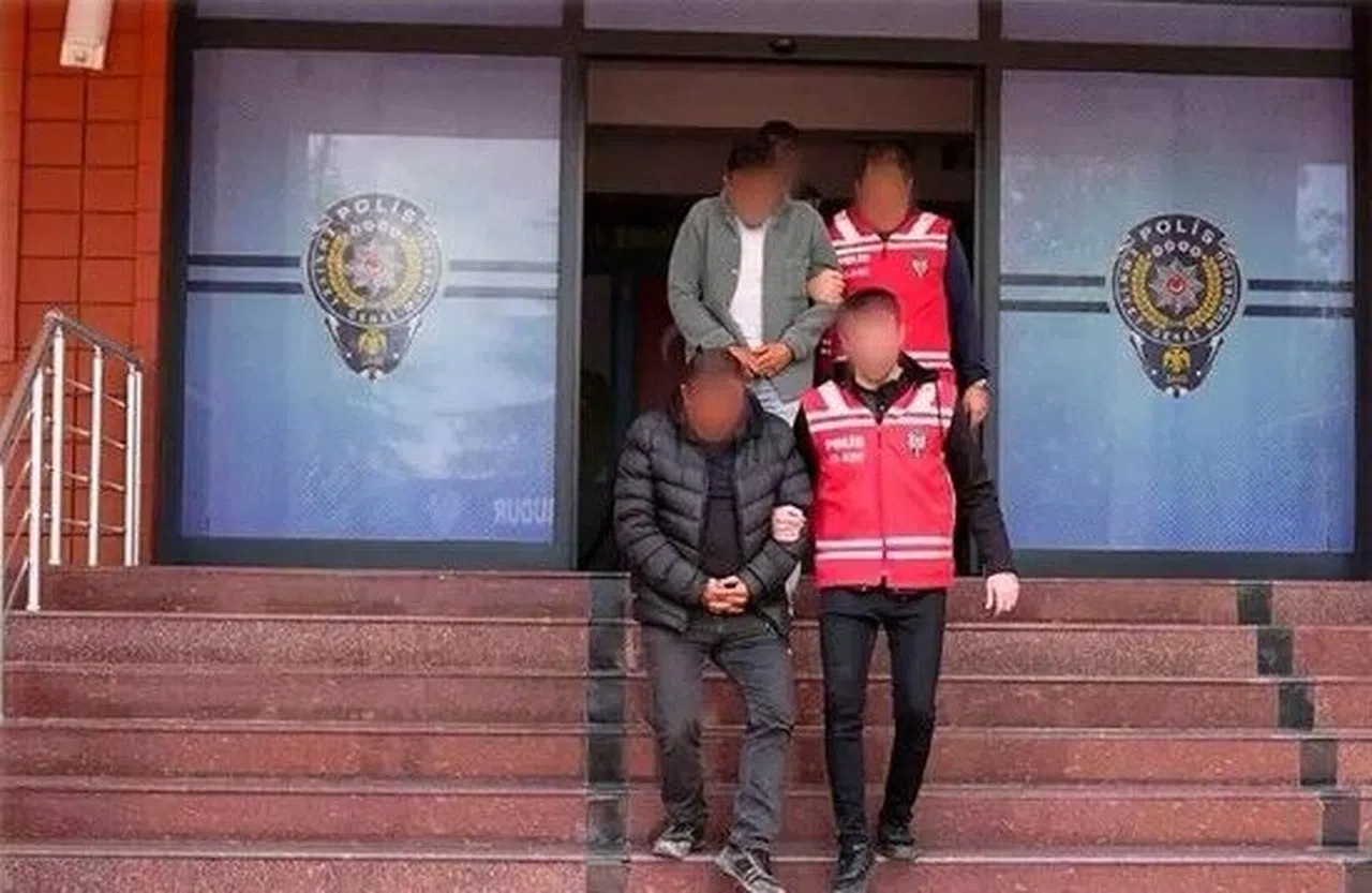Aranan 4 Hükümlü Yakalandı ve Cezaevine Gönderildi