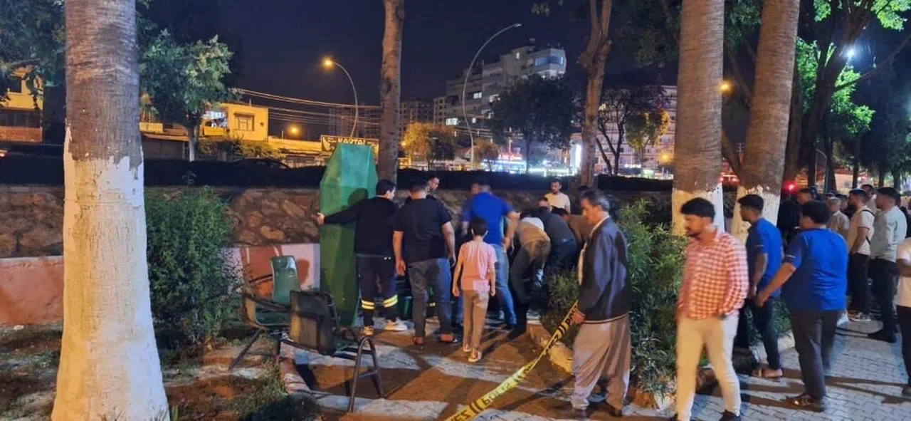 Bir kişi parkta ölü bulundu