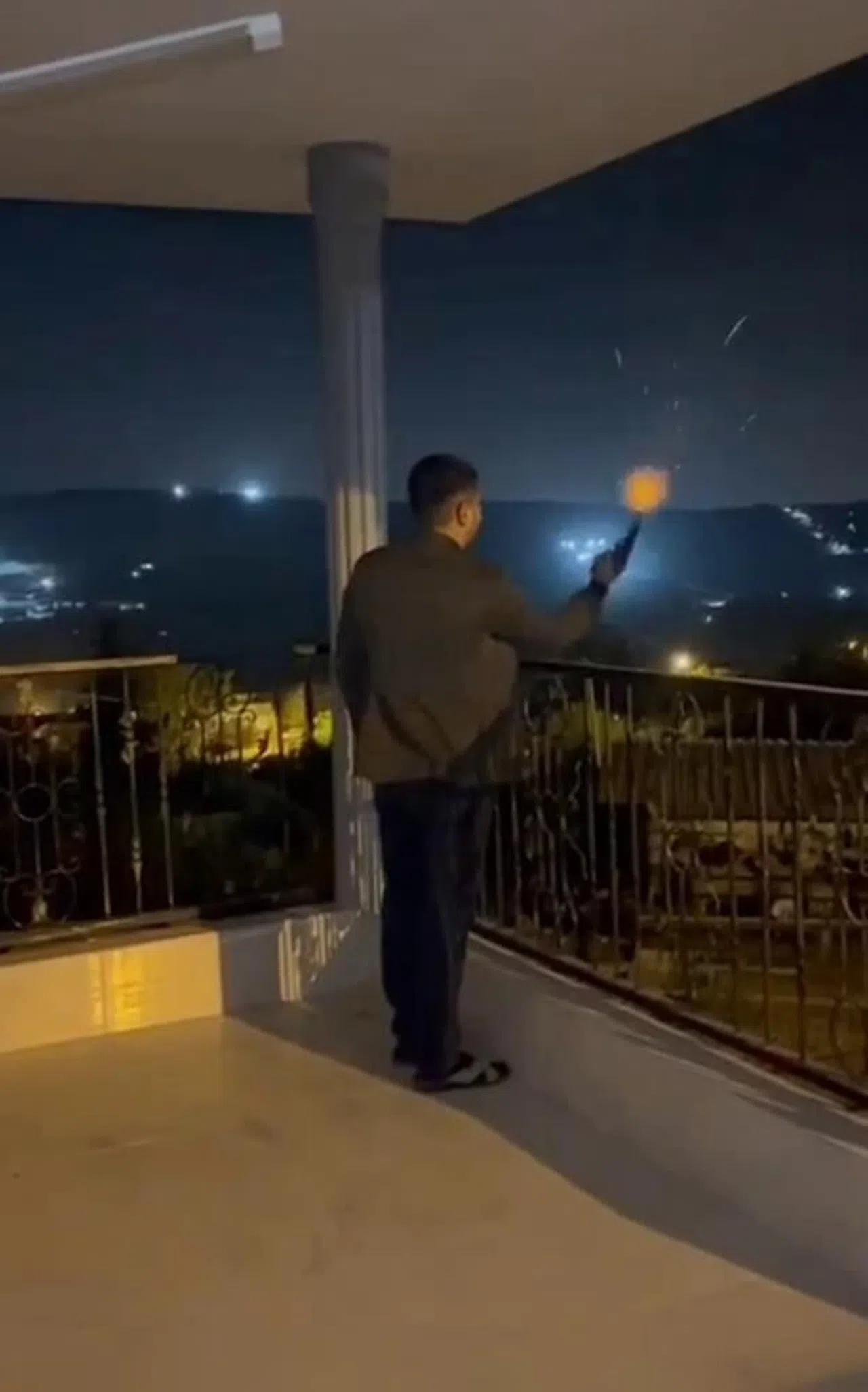 Eli silahlı sosyal medya şovmenlerine jandarmadan operasyon