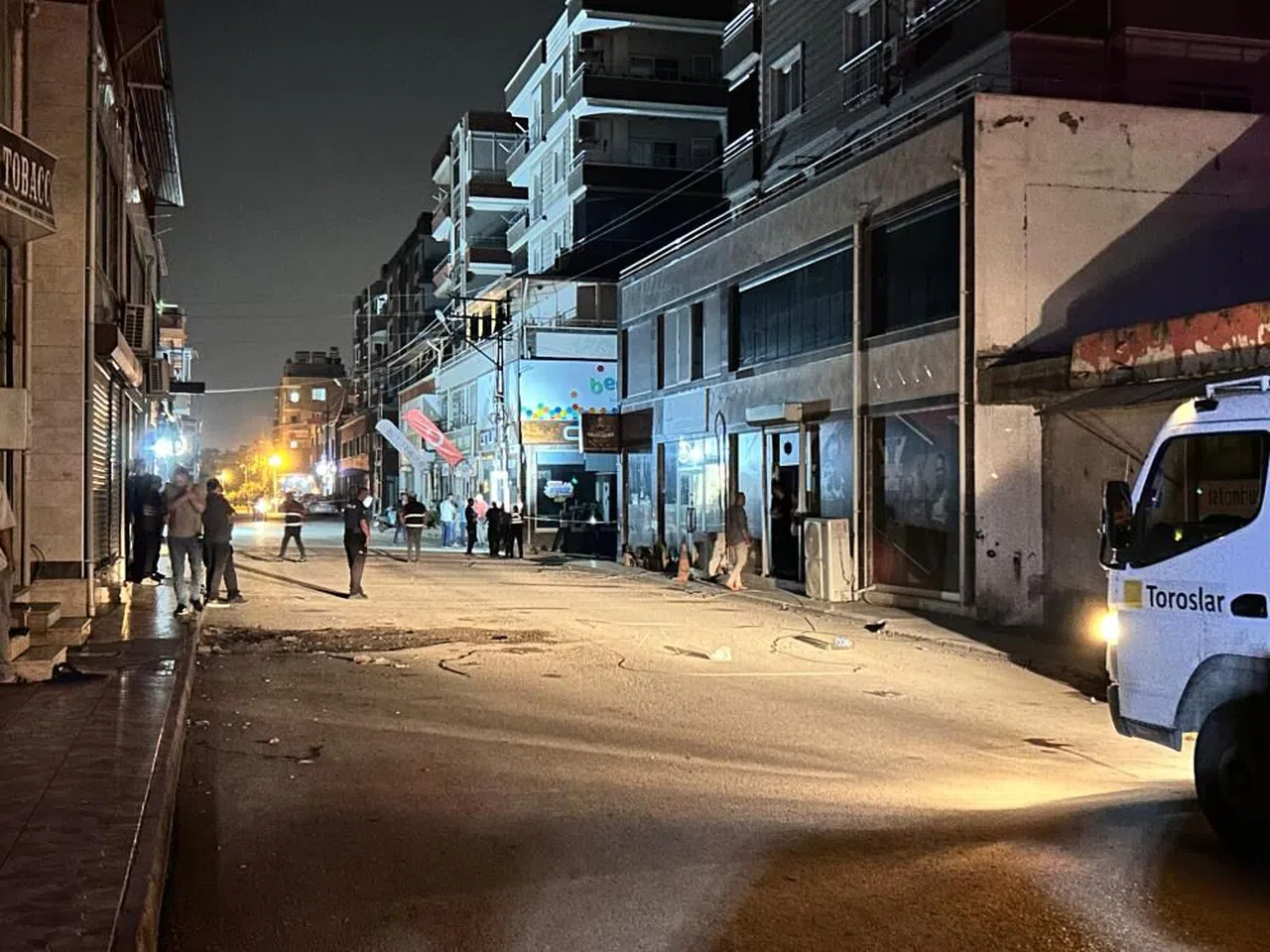 4. kattan düşen çocuk yaralandı