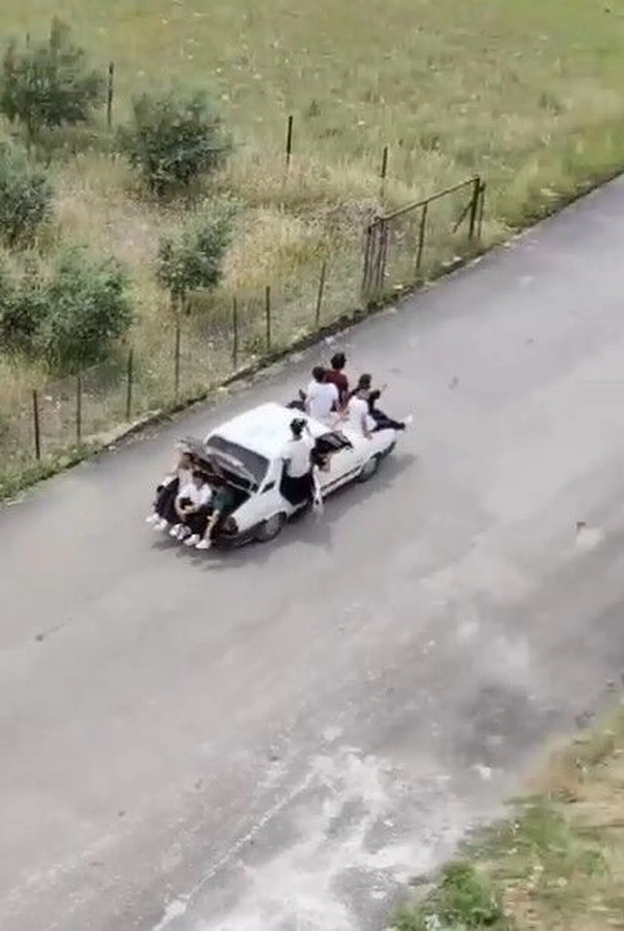 Canlarını hiçe saydılar: Bu kadarı da olmaz dedirten görüntü