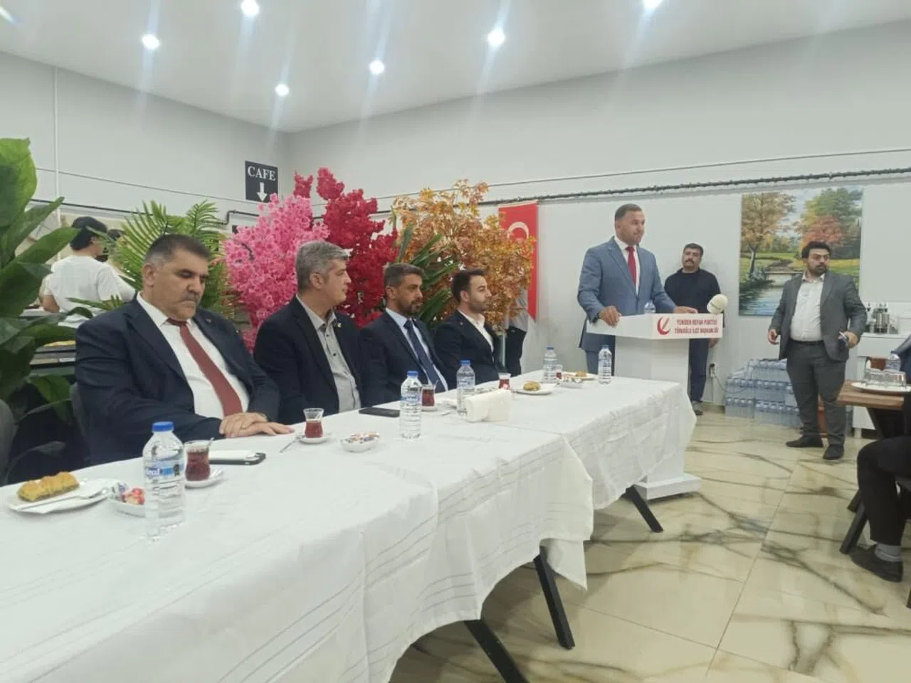 Yeniden Refah Partisi Türkoğlu İlçe Başkanı istifa etti