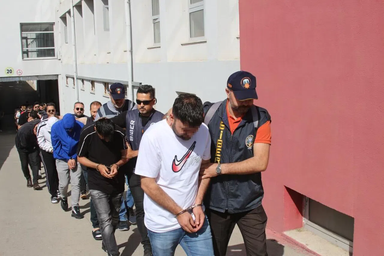 Kayhanlar Suç Örgütüne 20 İlde Operasyon: 55 Kişi Tutuklandı