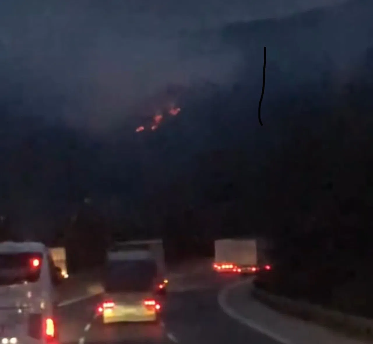 İki Noktada Çıkan Orman Yangınları Kontrol Altına Alındı