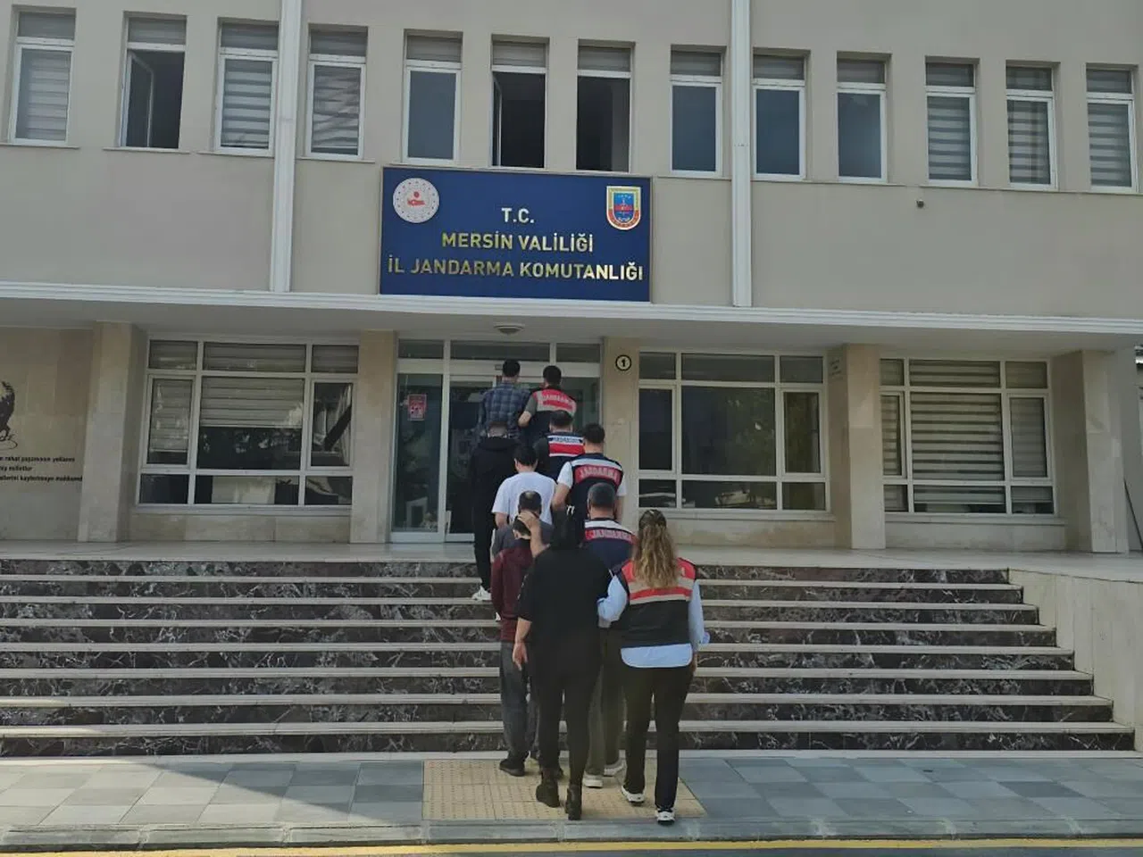 Kişisel verileri ele geçirip satan şebeke çökertildi: 5 tutuklama