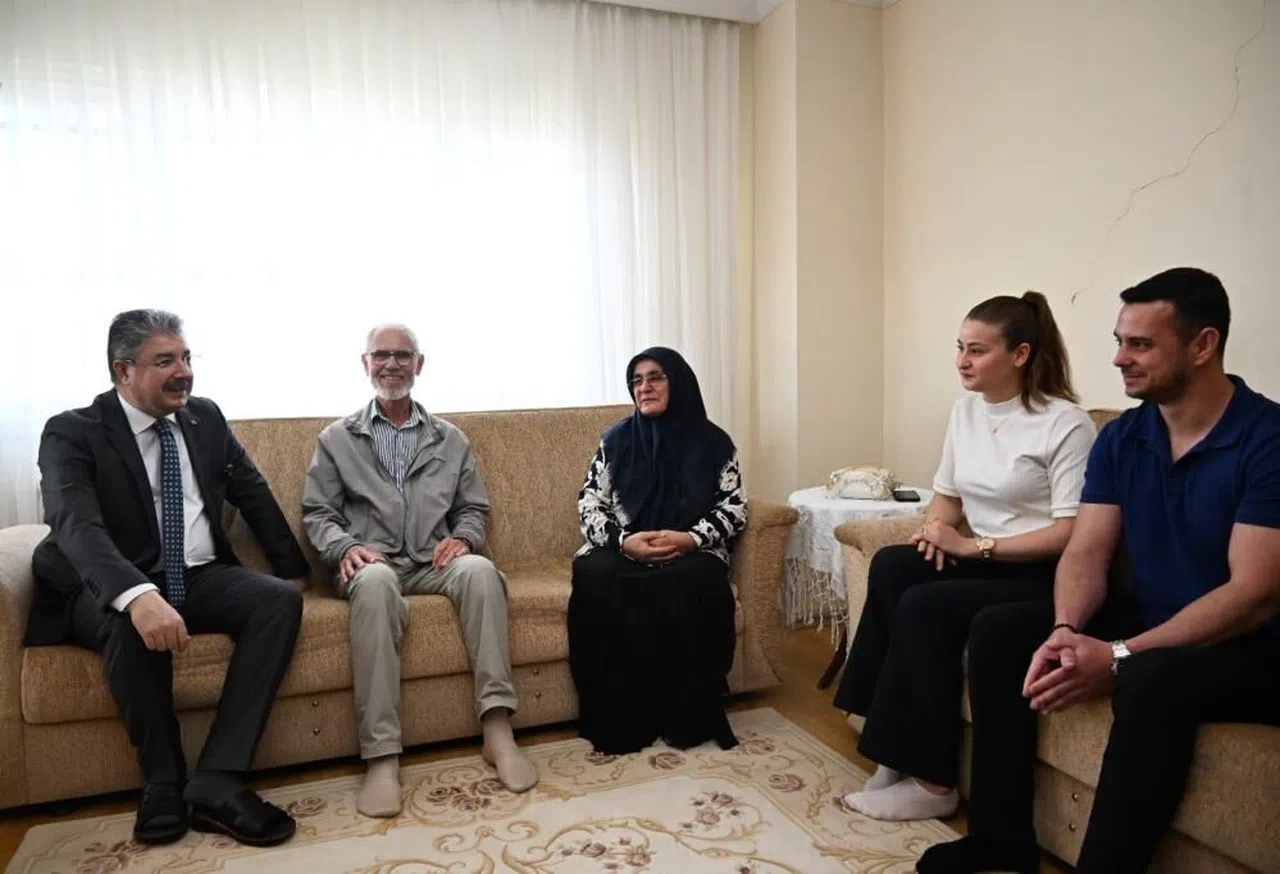 "Kökler ve Filizler Buluşuyor" projesiyle genç çiftler ile uzun yıllar evli olan çiftler buluştu