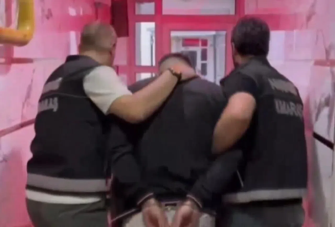 Uyuşturucu taciri 13 şüpheli tutuklandı