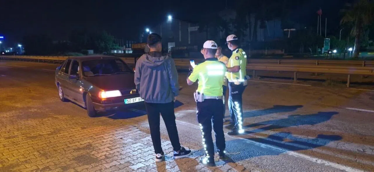 Farının biri yanmayan sürücüye ceza