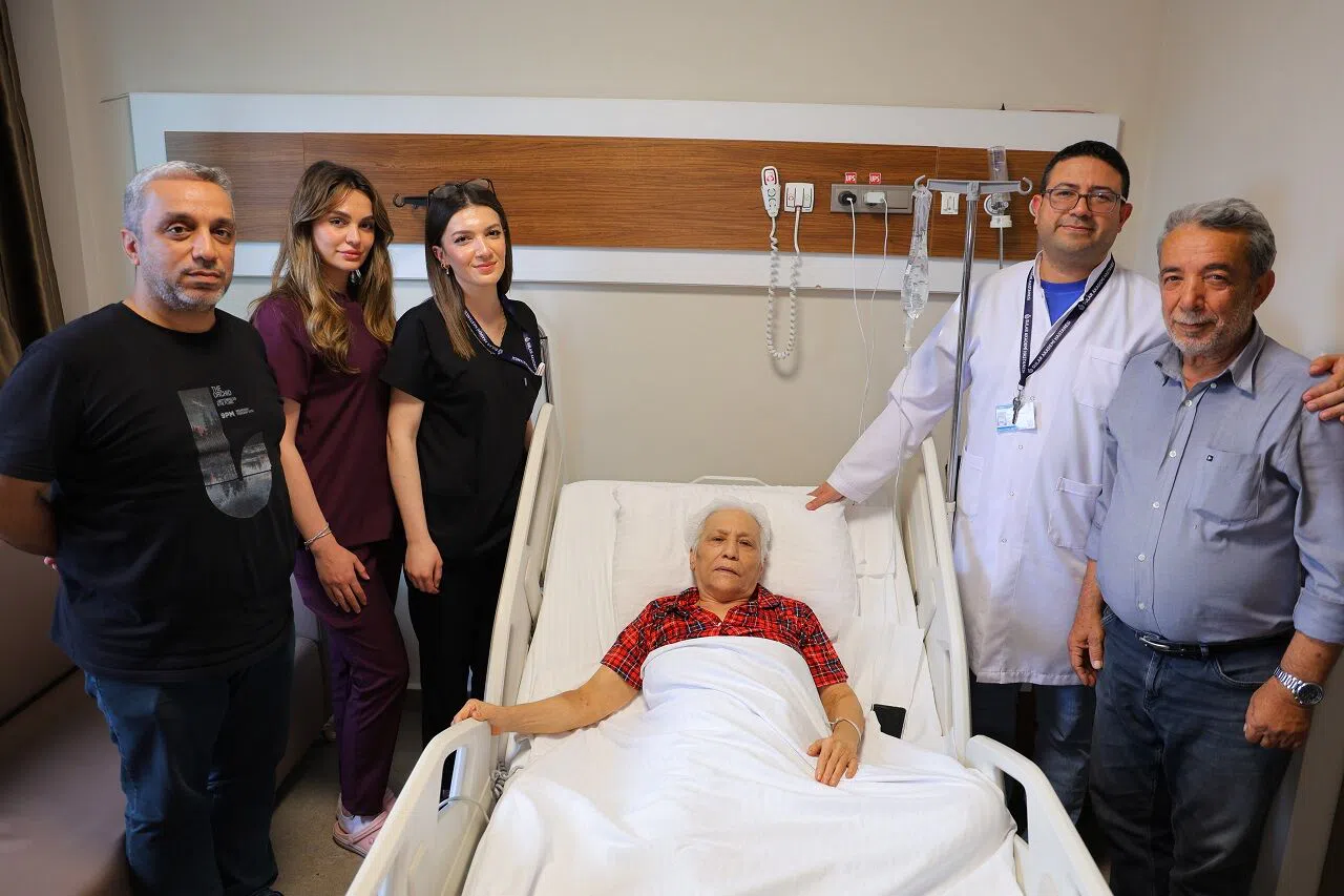 Beyin damarındaki baloncuk ameliyatla kapatıldı