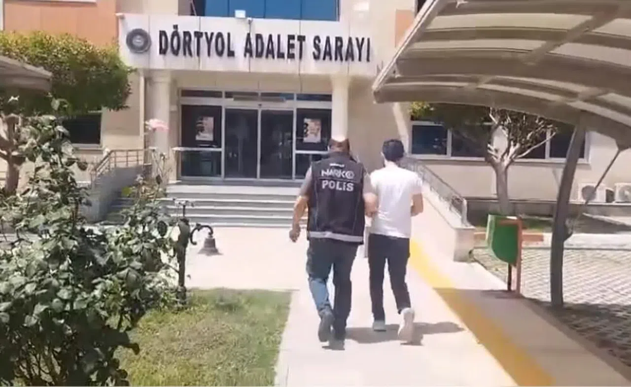 Uyuşturucu operasyonu; 3 gözaltı 1 tutuklama