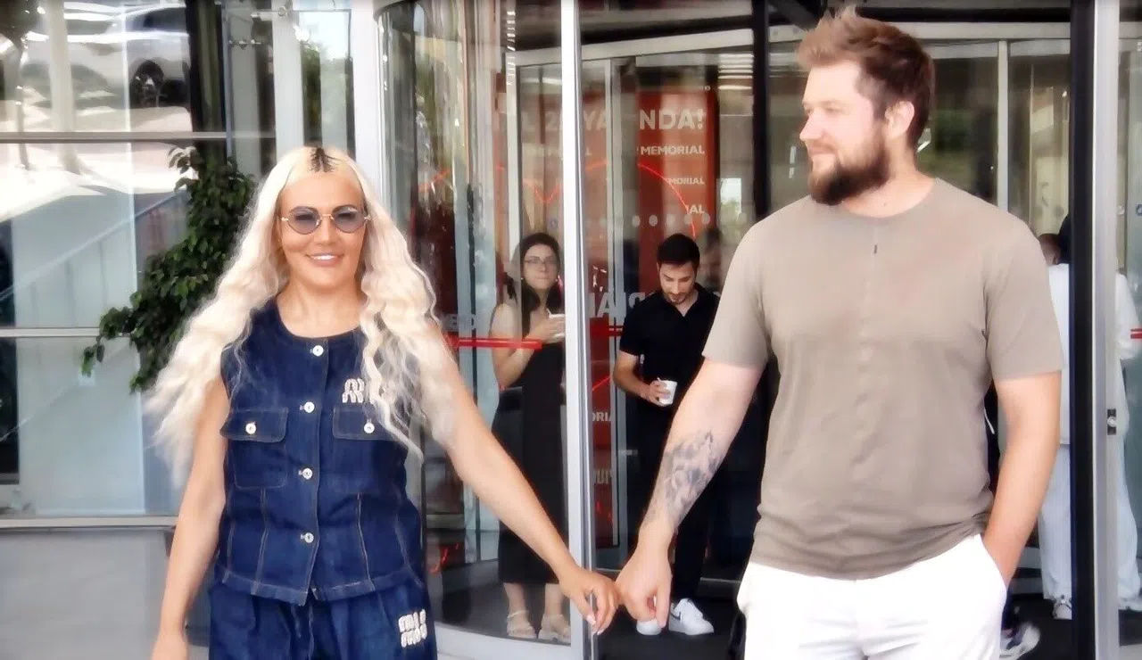 Kanseri yenmek için Türkiye'yi seçen Ukraynalı modele ‘1 cm' delikten gelen şifa