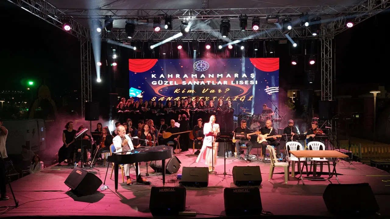 19 Mayıs Coşkusu Sanatla Buluştu