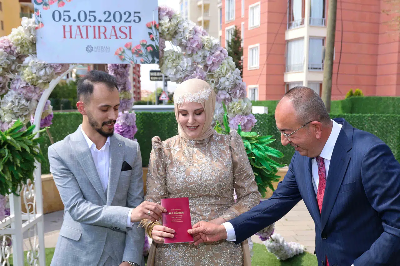 42 çift '5.5.2025'te ‘Evet’ dedi