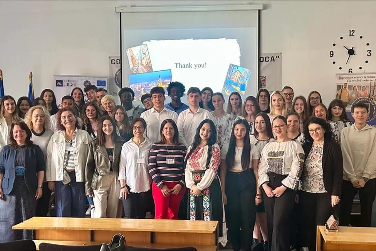 Bursa İnegöl'den gençlere uluslararası eğitim desteği