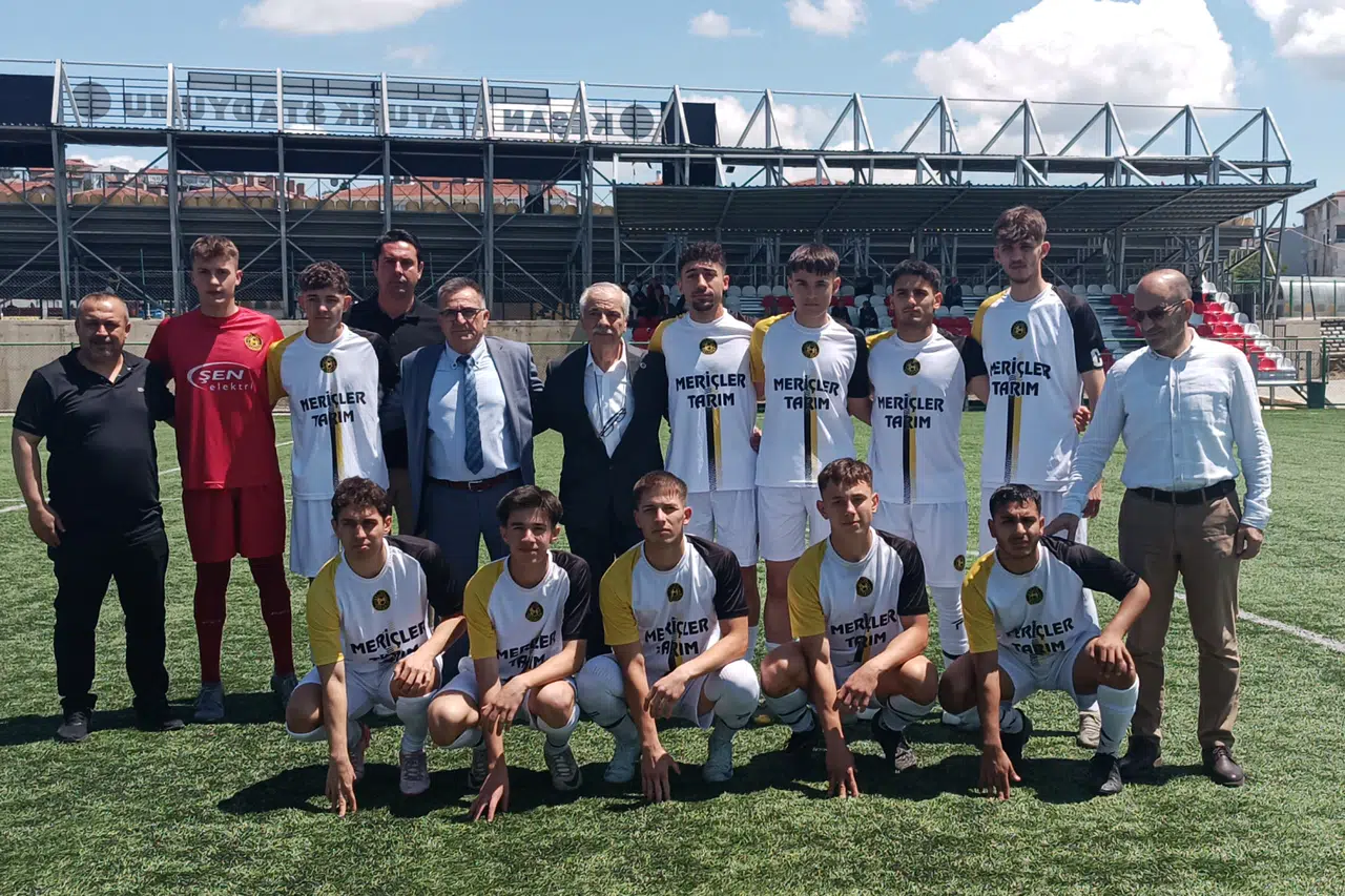 Edirne Keşan’da dostluk maçı oynandı