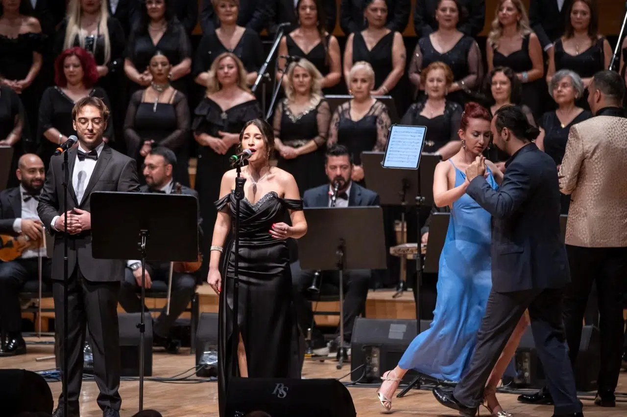 İzmir'de Klasik Türk Müziği Korosu’ndan “Yaza Merhaba” konseri