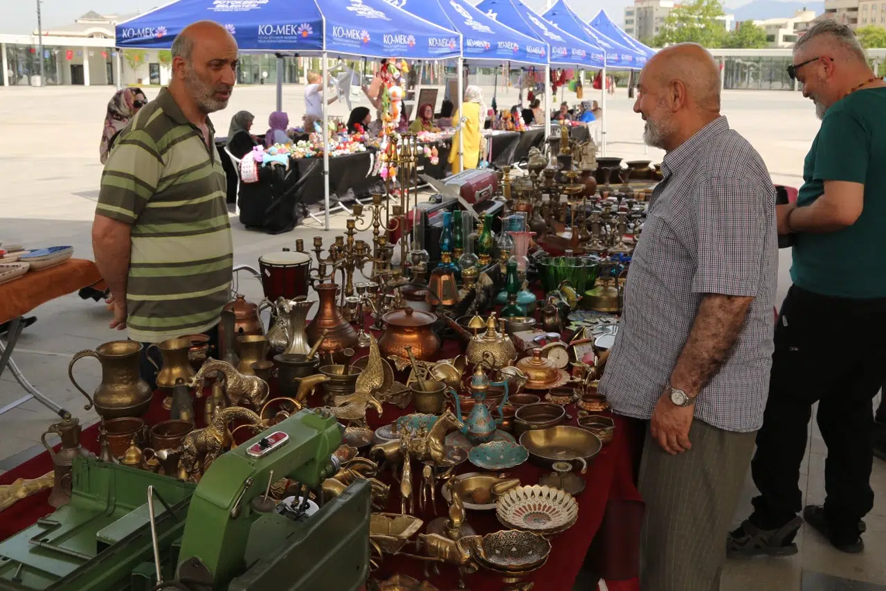 Kocaeli’nde antika ve nostalji rüzgarı esti