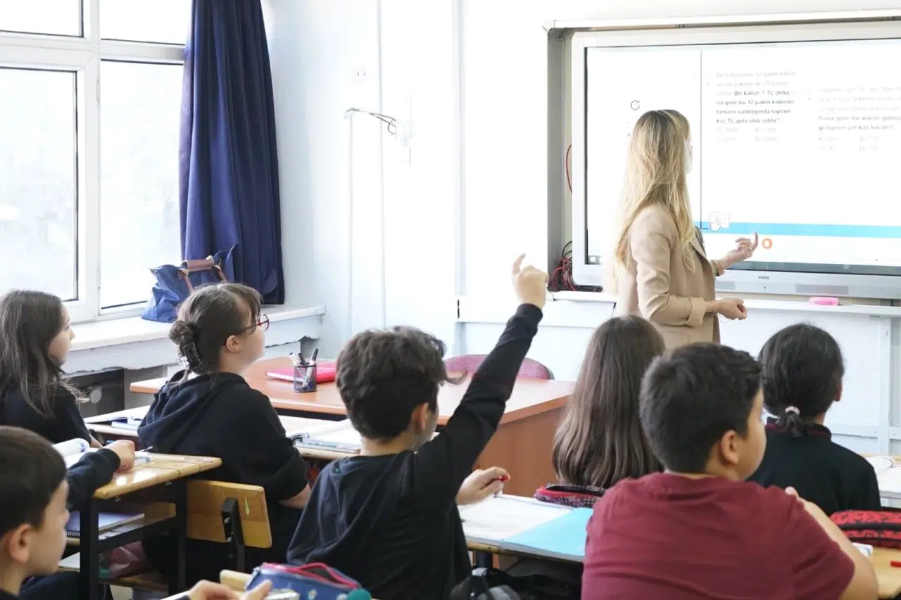 Öğretmenlerin il içi yer değiştirme atamaları 20 Mayıs'ta