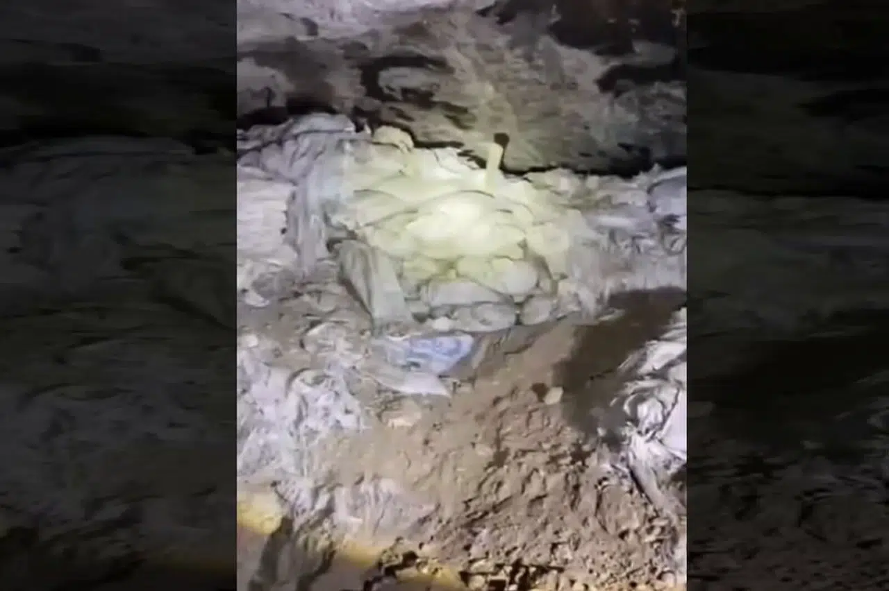 Pençe Kilit'te teröristlere ait mağaraya imha!