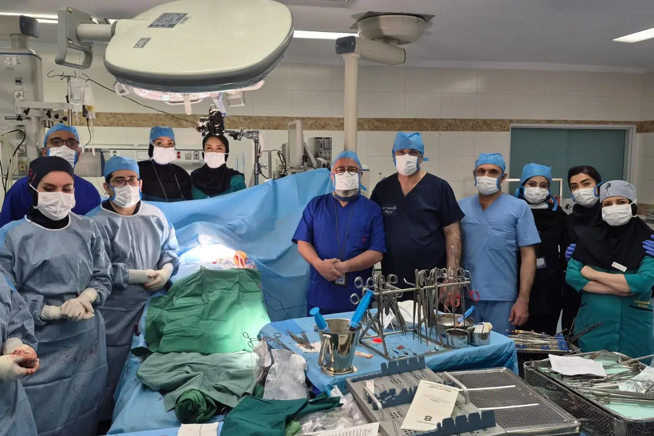 Türkiye-İran cerrahi iş birliği güçleniyor