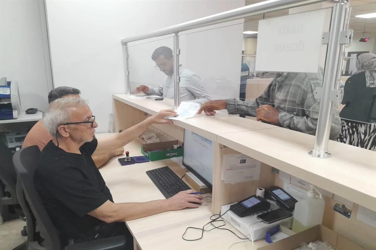 Belediyenin Vezneleri Hafta Sonu da Açık