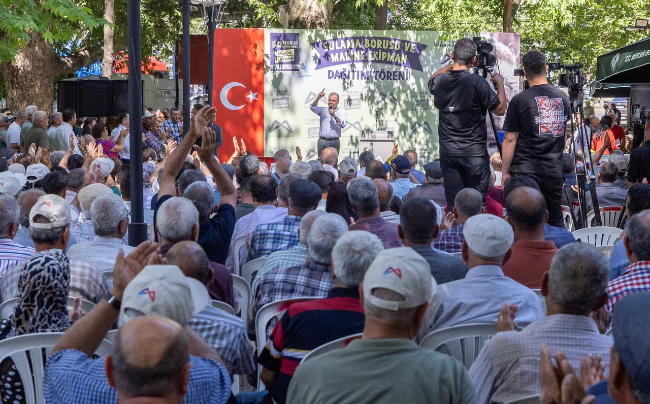 Büyükşehir Belediyesi Tarıma Can Suyu Olmaya Devam Ediyor