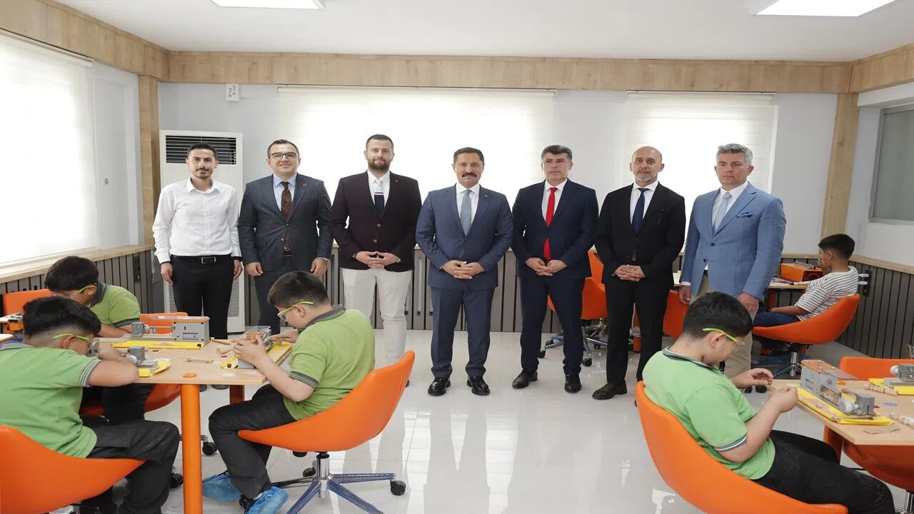 Depremzede Çocuklara Umut Olacak Merkez Açıldı