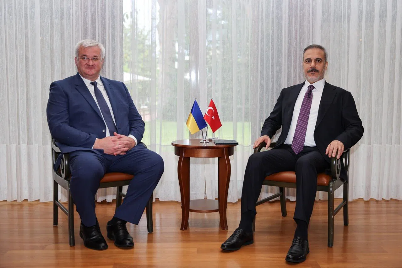 Bakan Fidan, Ukraynalı Bakan Sibiha ile Antalya’da Görüştü