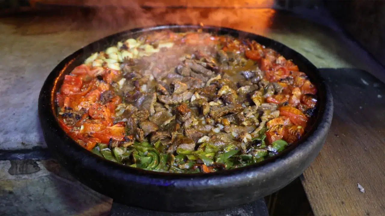 Kahramanmaraş’ın Lezzet Mirası: Eli Böğründe