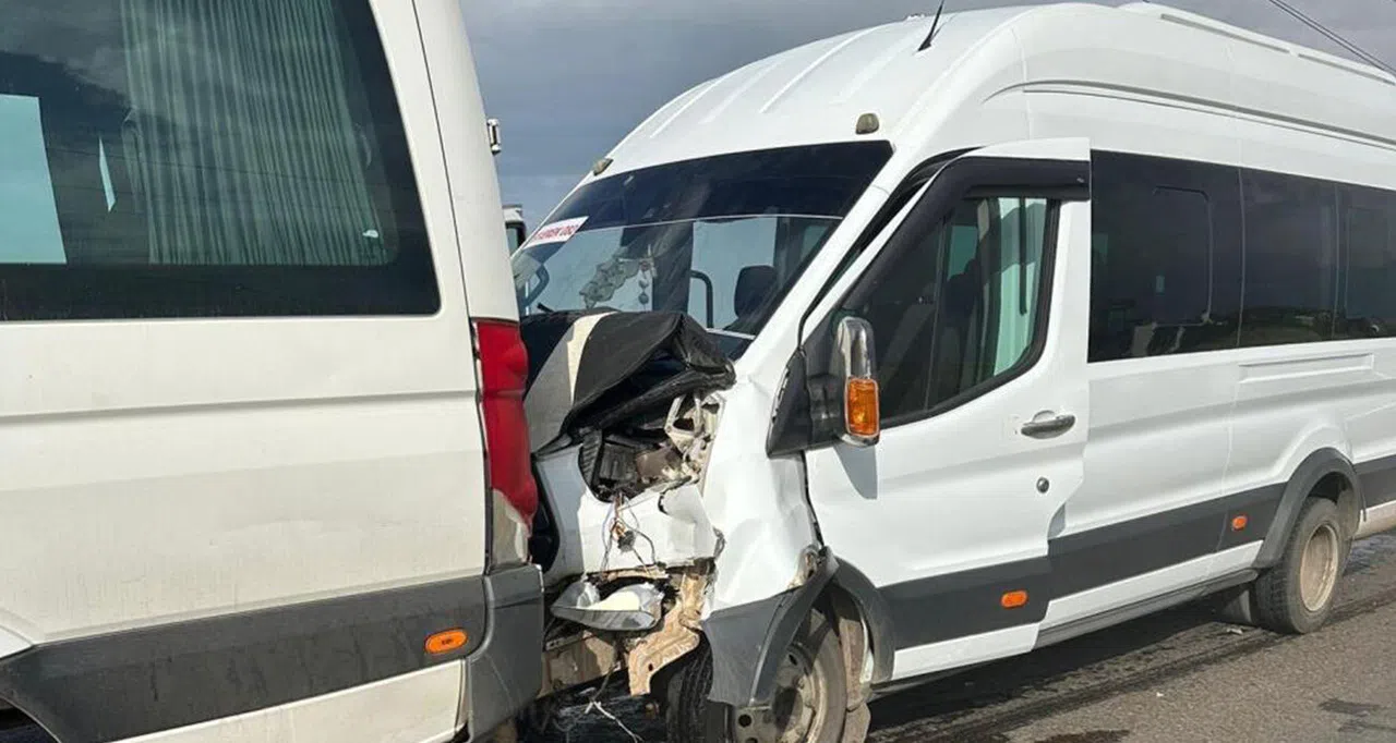 Öğretmen servisleri kaza yaptı: 28 yaralı