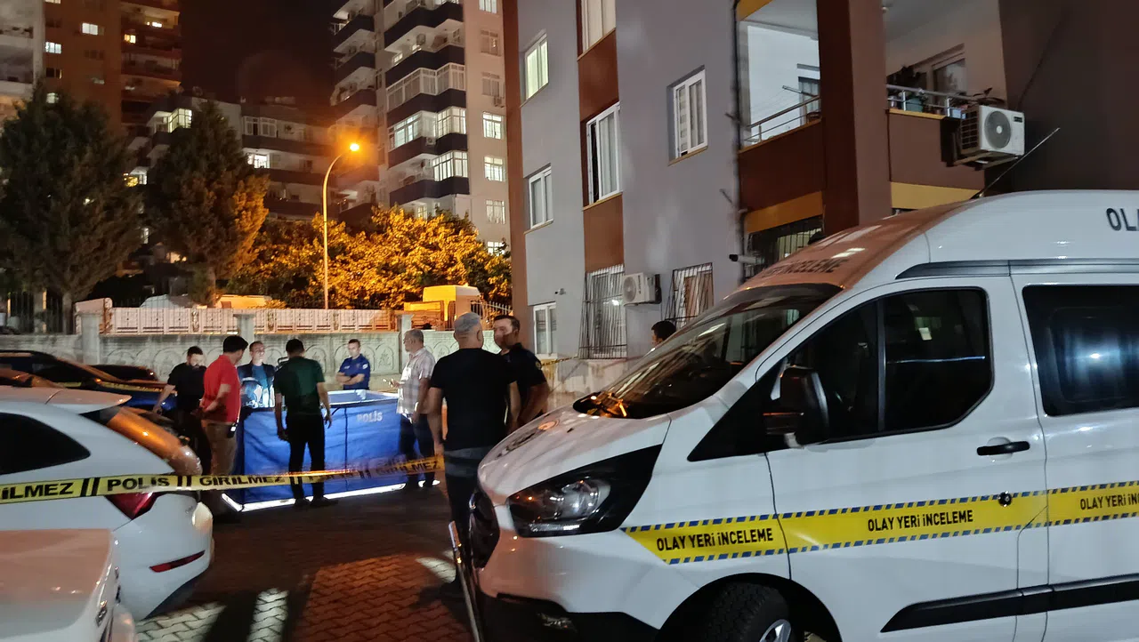 Genç Kadını Katledip İntihar Etti