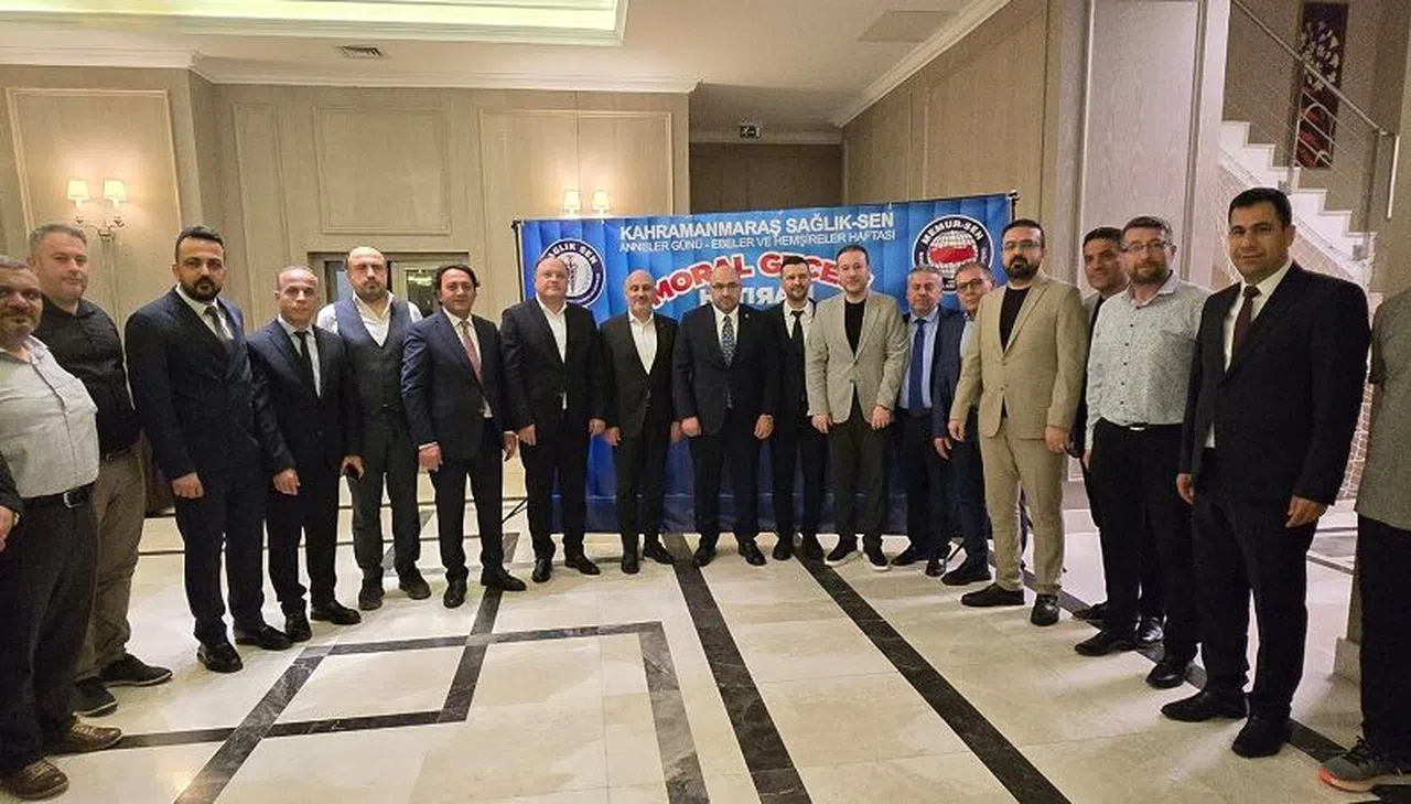 Hemşireler, Ebeler ve Anneler Günü'ne Anlamlı Katılım