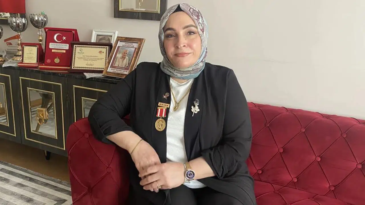 Şehit eşi ve Gazi Şefkatlioğlu: "Ortada bir savaş yok, kardeş kardeşi vuruyordu"