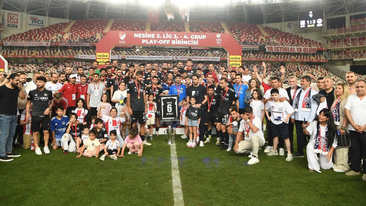 Başkan Görgel, İstiklalspor’un Şampiyonluk Finalinde Takımı Yalnız Bırakmadı