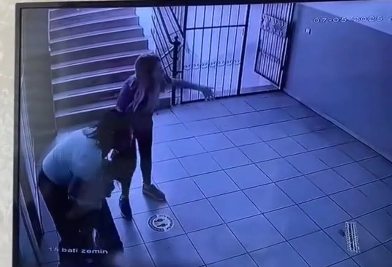 Öğretmen Heimlich Manevrasıyla Öğrencinin Hayatını Kurtardı