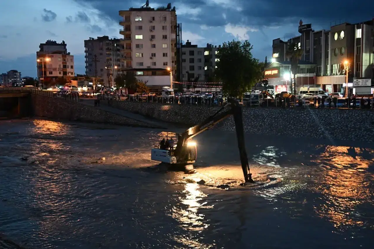 Osmaniye Kadirli’de sel felaketi... Bakan Yerlikaya son durumu paylaştı