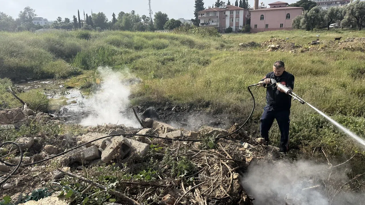 Otluk Yangını Büyümeden Söndürüldü
