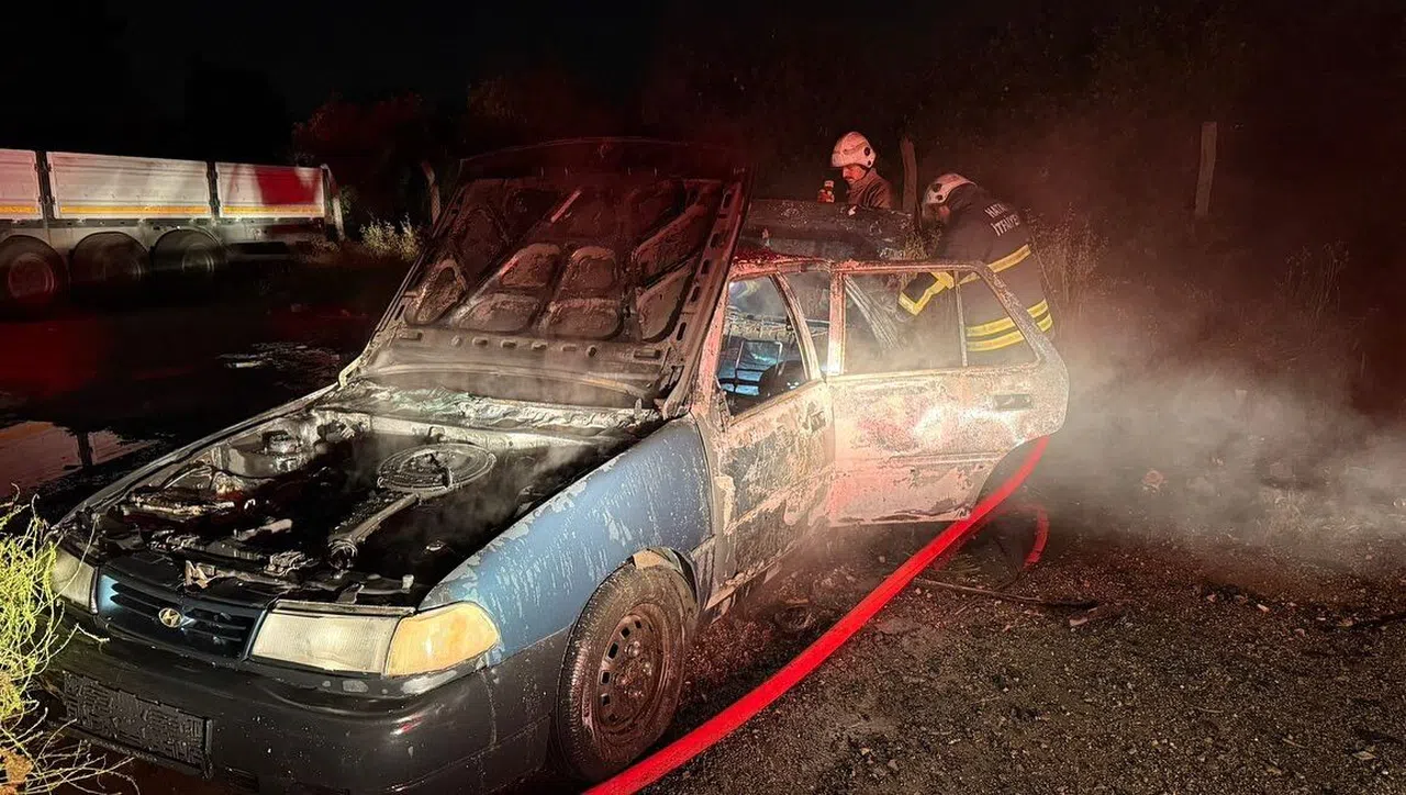 Park Halindeki Otomobil Yandı