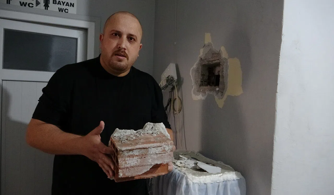 Şaka Gibi Olay Komedyenin Başına Geldi