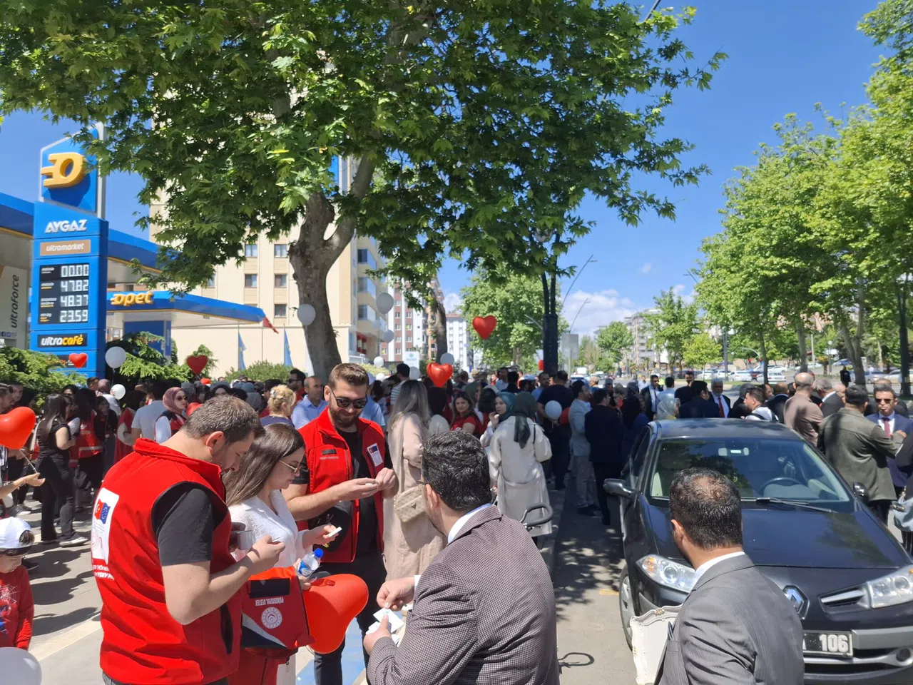 Kahramanmaraş’ta 2025 Aile Yılı Kapsamında Eş Zamanlı Kortej Yürüyüşü