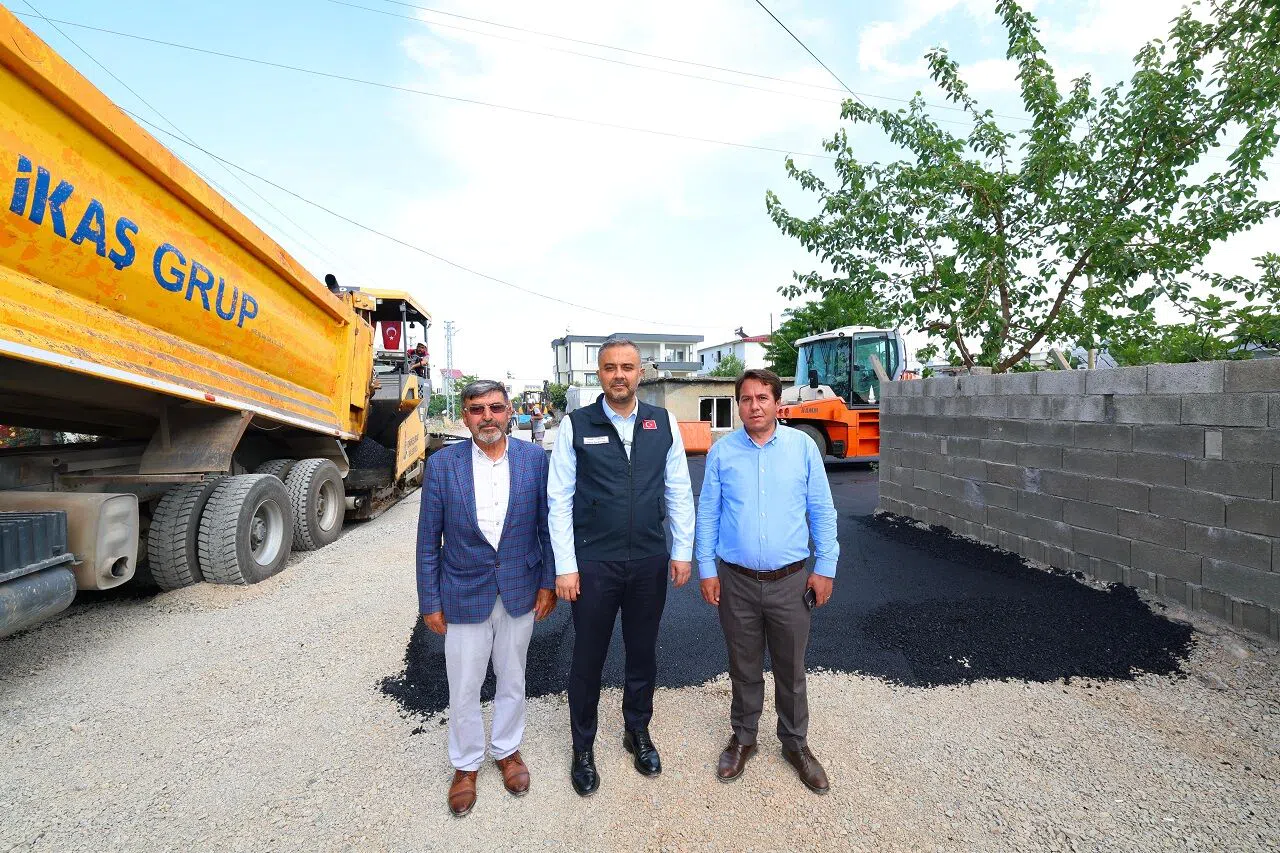 Başkan Toptaş’tan 3 mahalleye 55 milyon TL değerinde asfalt yatırımı
