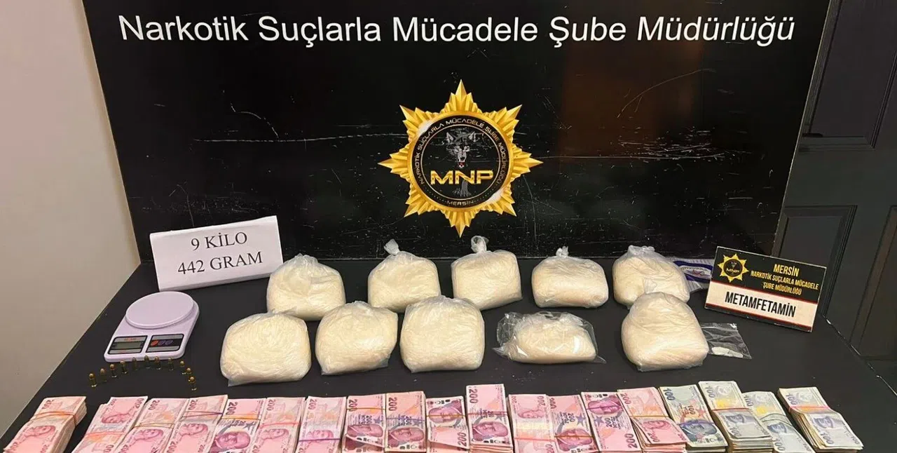 Zehir Taciri Kilolarca Uyuşturucu Ve 375 Bin TL İle Yakalandı