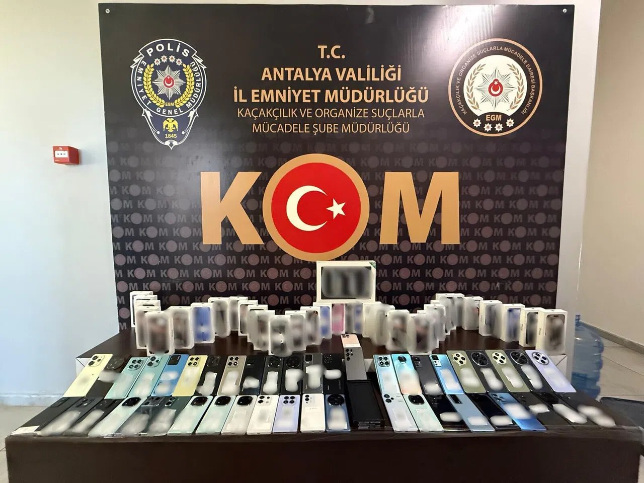 1 Haftada 8 Şüpheliye Adli İşlem Yapıldı 2 Firari Yakalandı