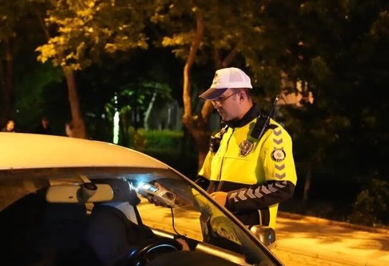 1 Saatlik Asayiş Ve Trafik Uygulamasında 236 Kişi Sorgulandı